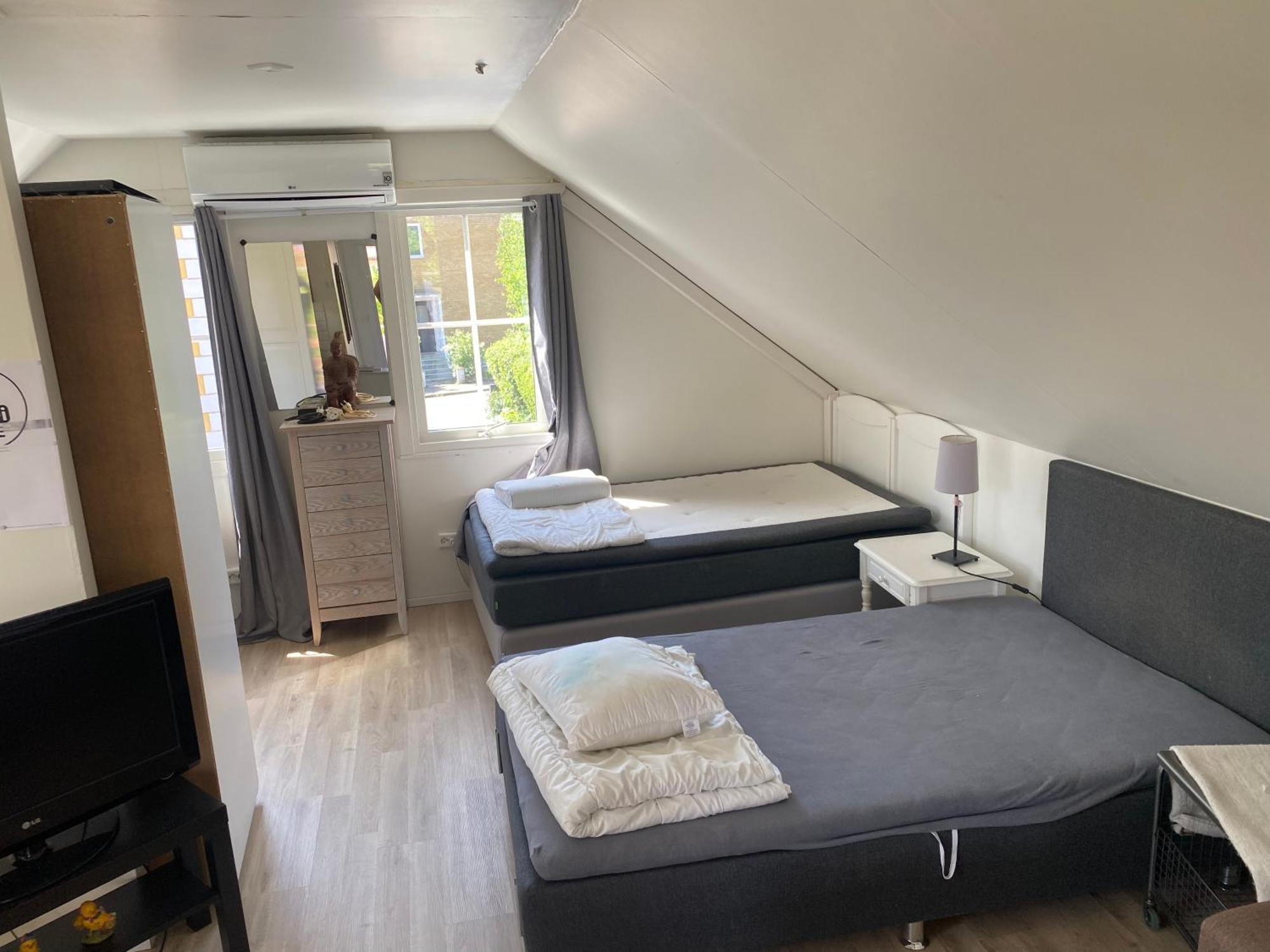 Gaest Laegenheten Med Egen Terrass Falkenberg Chambre photo